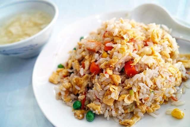 Prato do famoso Fried Rice tailandês