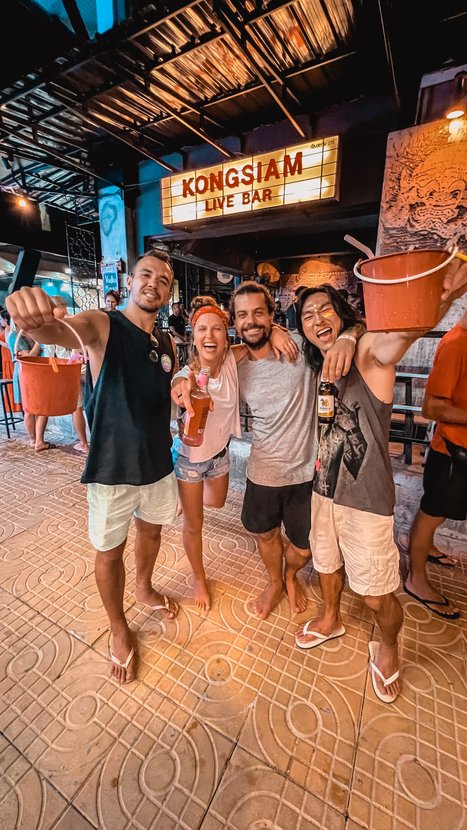 pontos turísticos em Koh Phi Phi