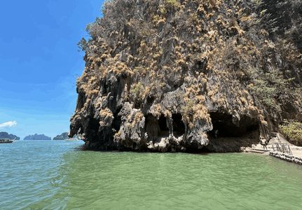 Cavernas e paisagens naturais